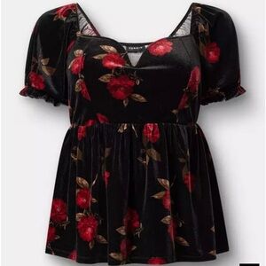 Torrid size 3 (22/24) NWT Black Velvet shirt with Red Rose Print